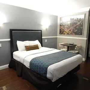 Salina 5* Long Beach